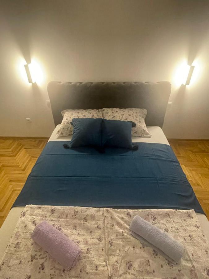 Vmaks Apartman Valentina Vodnika Apartment Novi Sad Ngoại thất bức ảnh