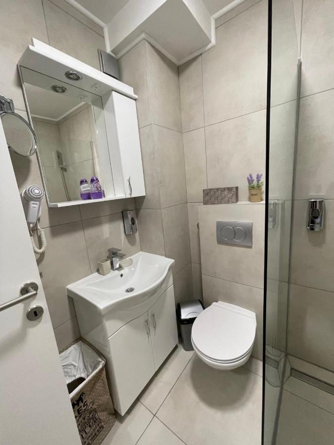 Vmaks Apartman Valentina Vodnika Apartment Novi Sad Ngoại thất bức ảnh