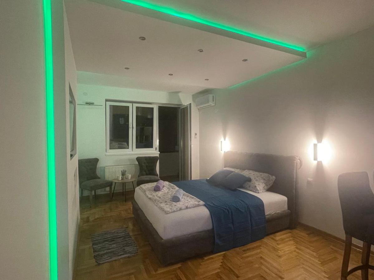 Vmaks Apartman Valentina Vodnika Apartment Novi Sad Ngoại thất bức ảnh